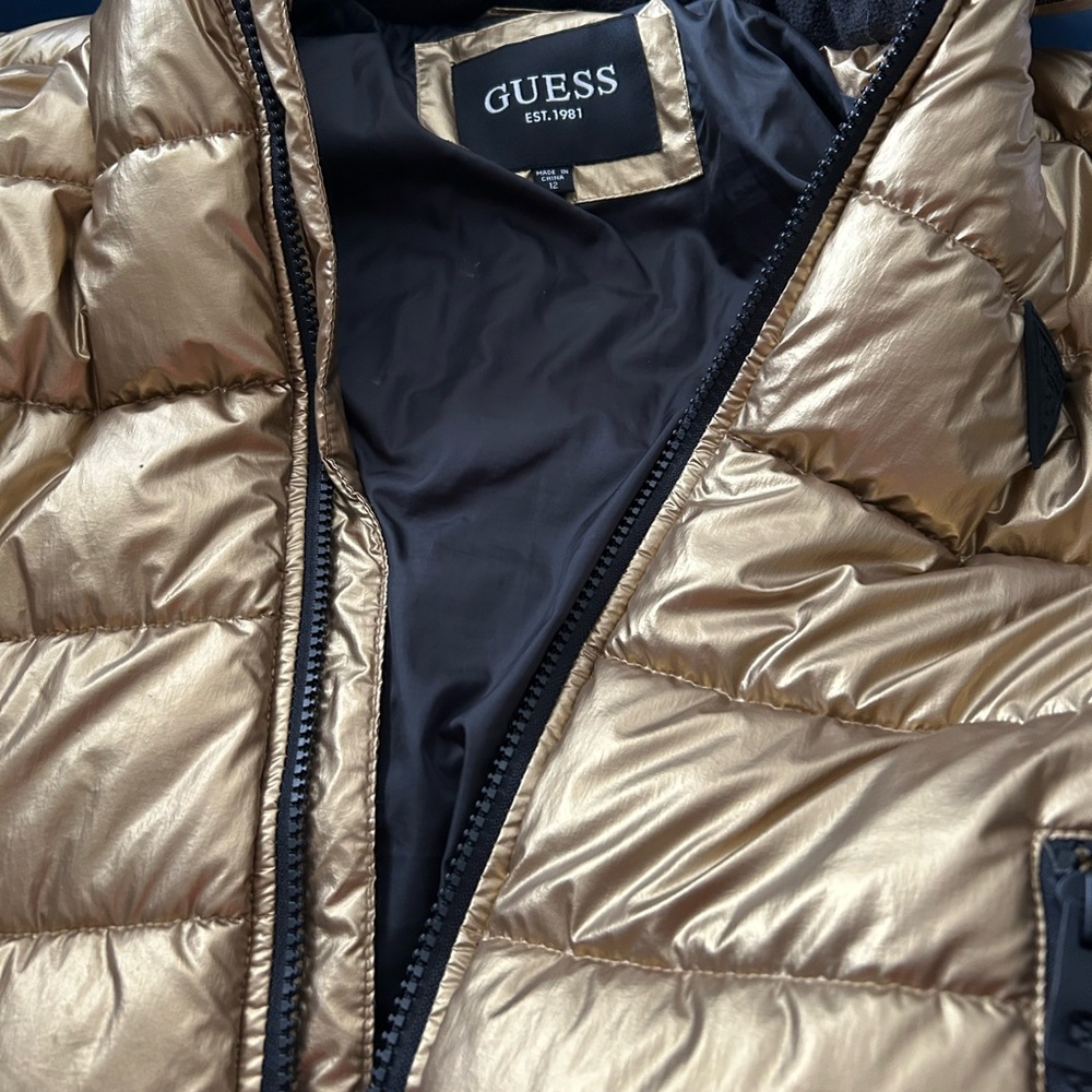 Kids guess winter coat light weighty for kids who don’t like bulky coats.